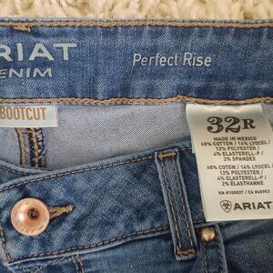 Ariat Women’s Jeans 32R Perfect Rise Bootcut Blue Stretch Denim Western Mid Rise